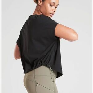 Medium ATHLETA WOMEN'S BLACK SHORT SLEEVE CREW NECK ORGANIC DAILY BUNGEE TEE